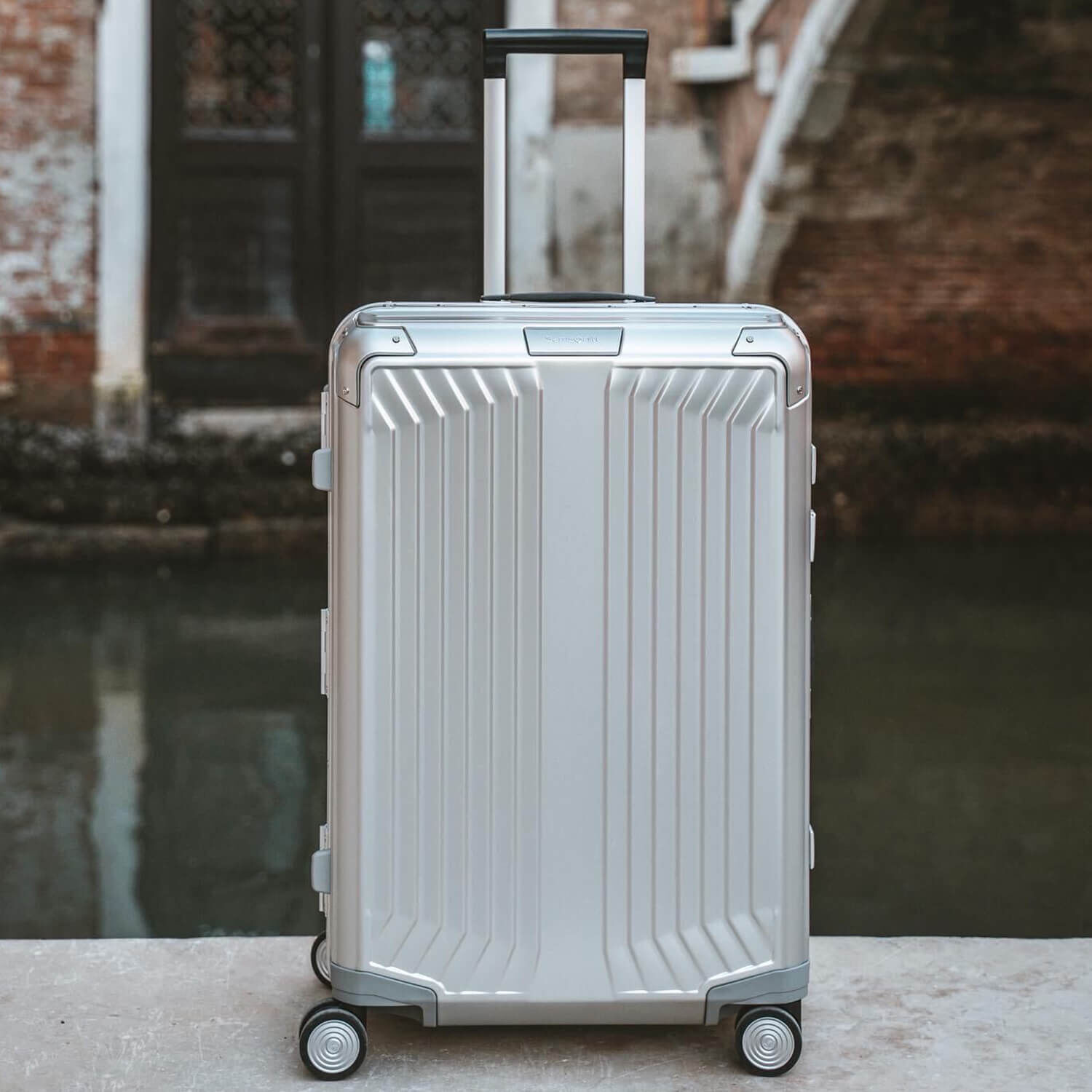 Lite-Box Alu Maleta Spinner (4 ruedas) 55cm | Samsonite España