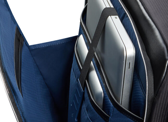 Compartimento frontal easy access