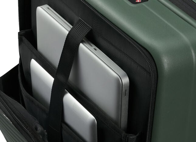 Compartimento frontal easy access