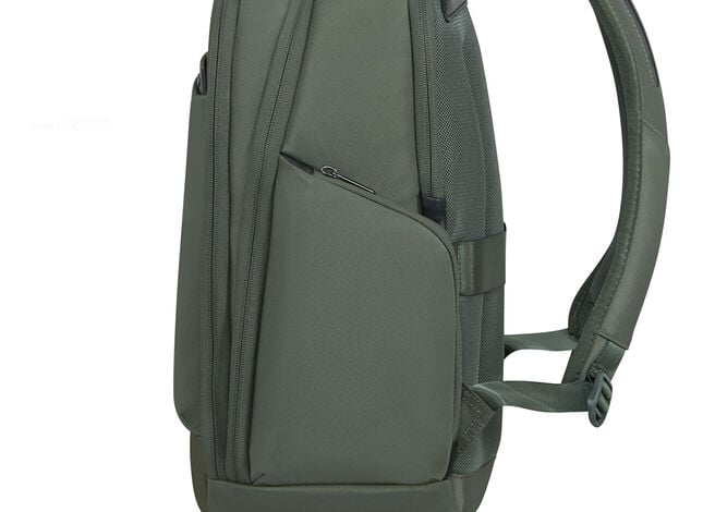 Prácticos bolsillos laterales