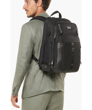 Urban-Eye Mochila 17.3" 47 x 32 x 22/25 cm | 1.4 kg
