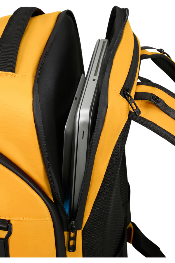 Samsonite Active Road Laptop Overnight Backpack 25L  Amarillo