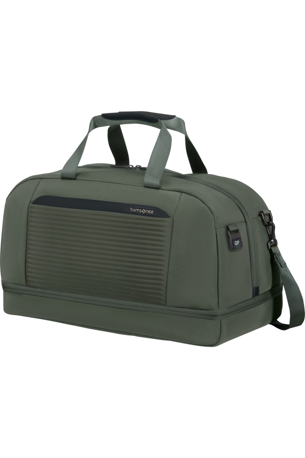 Samsonite Paralux Weekender Duffle  Olive Samsonite Paralux Weekender Duffle  Olive