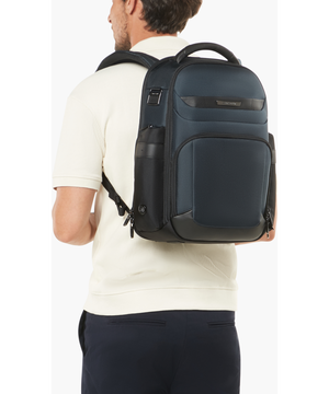 Pro-DLX 6 Mochila 15.6" 43 x 30 x 15 cm | 1.2 kg
