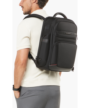Pro-DLX 6 Mochila 15.6" 45 x 35 x 20 cm | 1.3 kg Pro-DLX 6 Mochila 15.6" 45 x 35 x 20 cm | 1.3 kg