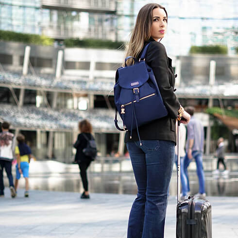 mysamsonite Light & Strong. Seriously. #TheSeriousTraveller #MySamsonite